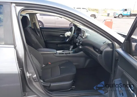 2023 Nissan Sentra Sv Xtronic Cvt z USA, uszkodzony, nr VIN 3N1AB8CV6PY320379